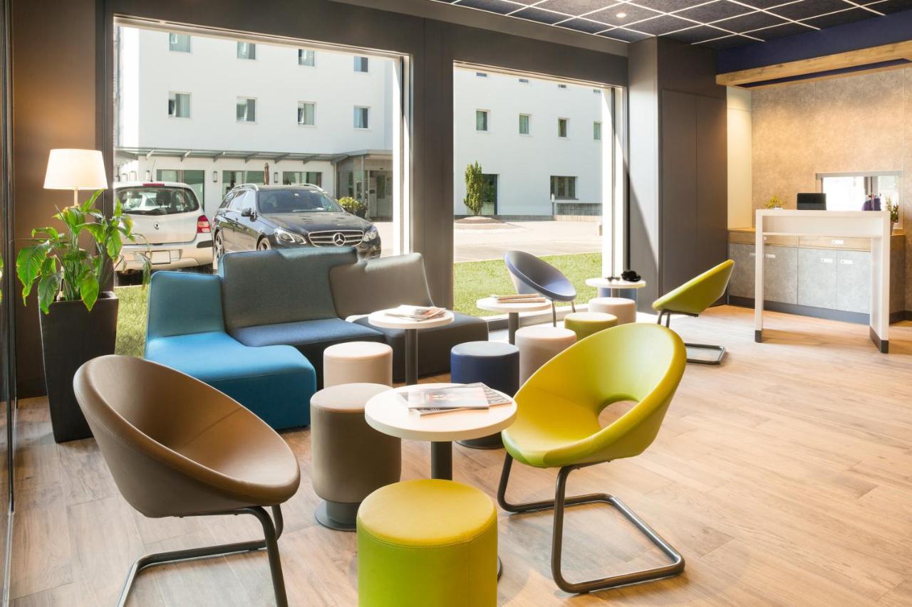 Ibis Budget Fribourg Luaran gambar