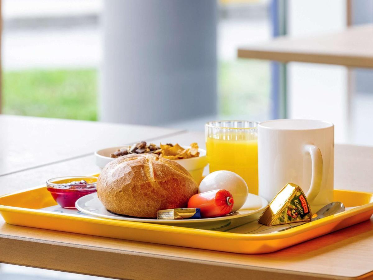 Ibis Budget Fribourg Luaran gambar